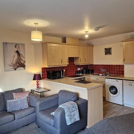 Hereford - Mayflower Coach House, Modern 2 Bedroom Property With Parking, Located South Of Hereford City, Suitable For Small Family, Couple Or Contractors - Sleeps Up To 5 Guests - Hosted By Rentmyhouse Zewnętrze zdjęcie