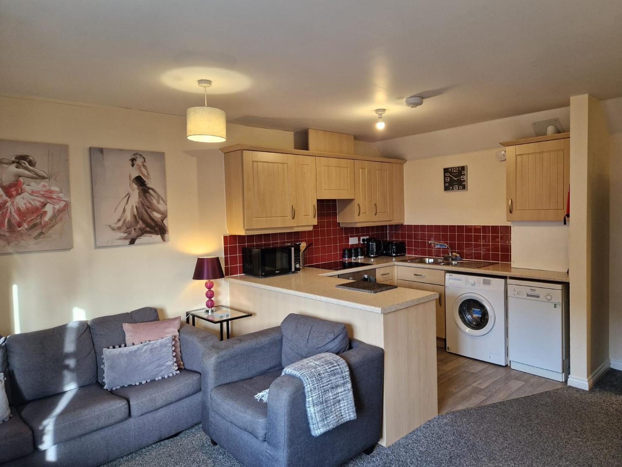 Hereford - Mayflower Coach House, Modern 2 Bedroom Property With Parking, Located South Of Hereford City, Suitable For Small Family, Couple Or Contractors - Sleeps Up To 5 Guests - Hosted By Rentmyhouse Zewnętrze zdjęcie