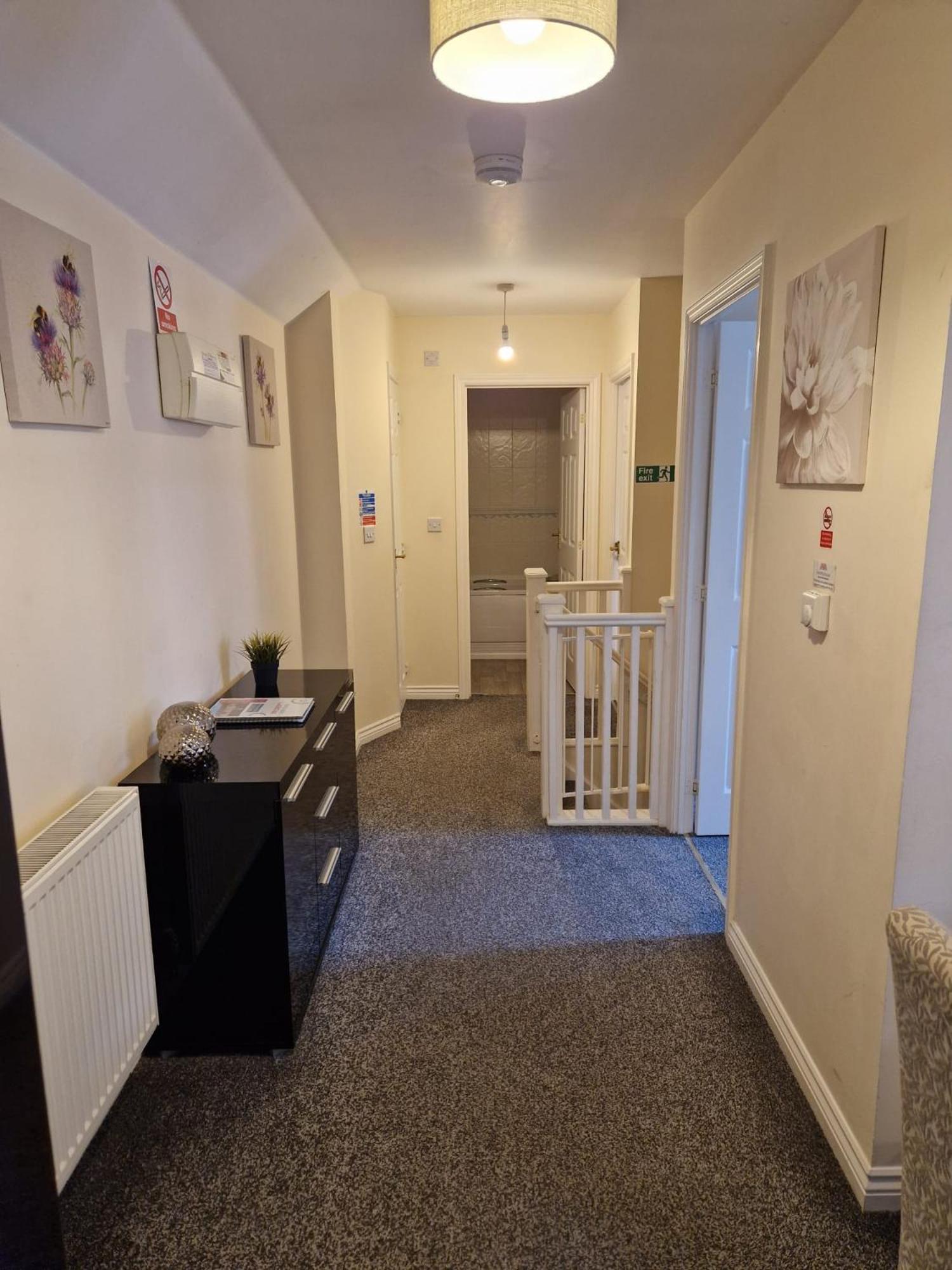 Hereford - Mayflower Coach House, Modern 2 Bedroom Property With Parking, Located South Of Hereford City, Suitable For Small Family, Couple Or Contractors - Sleeps Up To 5 Guests - Hosted By Rentmyhouse Zewnętrze zdjęcie